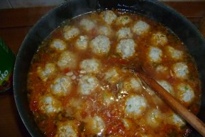Chiftelute in sos aromat
