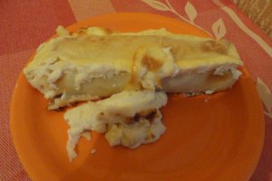 Clatite cu branza de vaci la cuptor