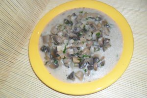 Ciulama de ciuperci