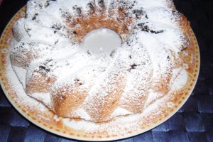 Chec din albusuri cu ciocolata