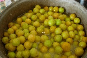 Gem de corcoduse cu aroma de cuisoare