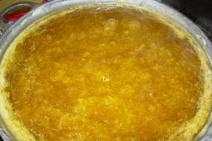 Gem de corcoduse cu aroma de cuisoare