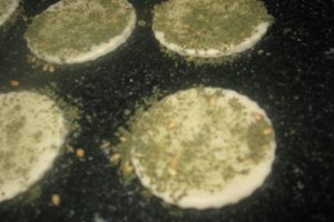 Biscuiti cu zaatar ,mac si sare