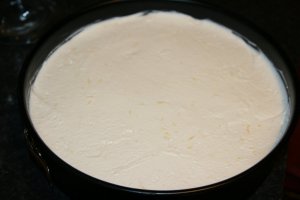 Tort cu ricotta si zmeura