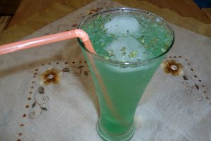 Mint lemonade