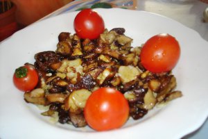 Ciuperci de padure cu usturoi
