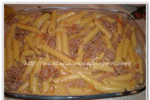 Paste cu carne la cuptor
