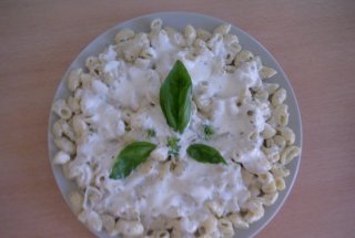 Melcisori cu branza topita si smanatana