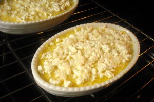 Mamaliguta in straturi cu branza feta si smantana