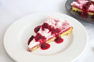 Tarta cu mure- La multi ani, Ana!