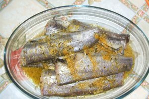 Merluciu cu lamaie si cartofi natur