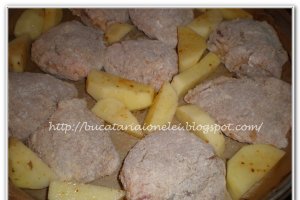 Pulpe de pui pane la cuptor