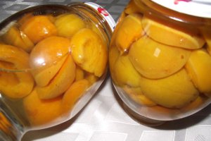 Compot de caise
