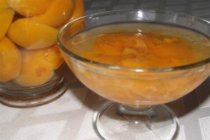 Compot de caise