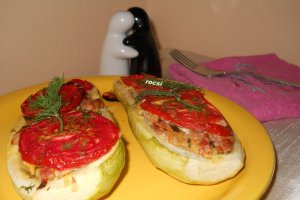 Dovlecei umpluti la cuptor