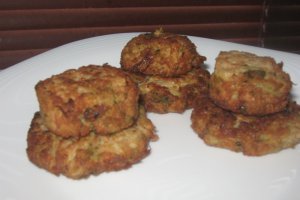 Chiftelute din conopida si brocolli