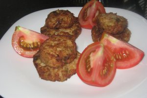 Chiftelute din conopida si brocolli