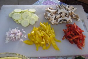 Pizza cu blat de mamaliga