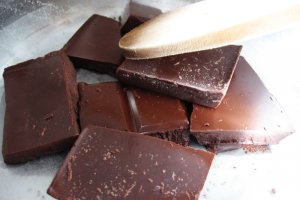 Profiterol cu frisca si inghetata de pepene galben