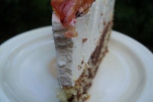 Tort cu mousse de piersici