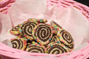 Biscuiti fragezi spiralati