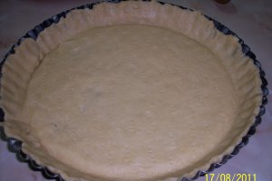 Tarta cu branza si sunca