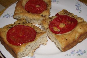 Focaccia cu roşii