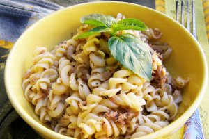 Fusilli cu ton