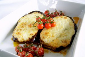 Papoutsakia (Vinete umplute cu carne)