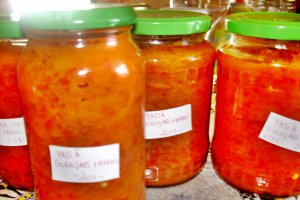 Pasta de gogosari si ardei pentru iarna