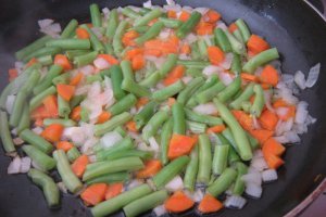 Ton cu legume