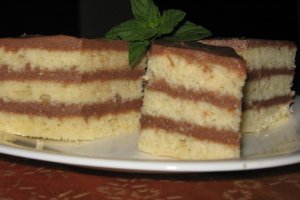 Prajitura cu foi si crema de ciocolata