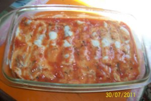 Clatite umplute cu carne de pui si ciuperci