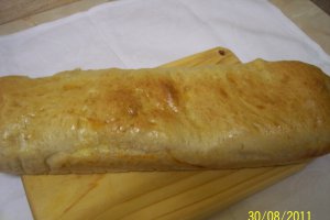 Rulada cu branza sarata si gogosari