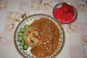 Snitele de vita Stroganoff