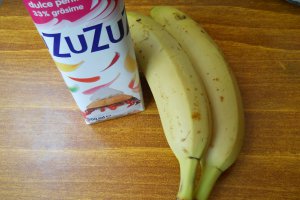 Tort cu crema de banane