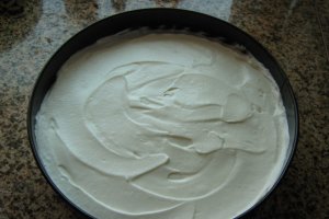 Cheesecake cu cirese negre