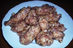 Focaccia de cartofi cu cascaval afumat si carnati