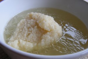 Supa de pui cu galuste de gris