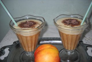 Milk-shake cu piersici