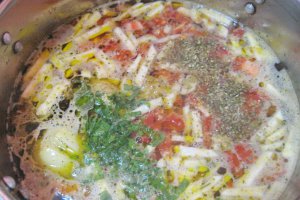 Supa mediteraneana de legume