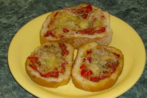 Bruschete cu cascaval