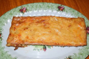 Rulada de cartofi cu carne tocata
