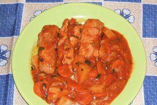 Rulouri de carne cu legume la cuptor