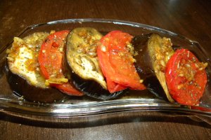 Salata de vinete cu rosii