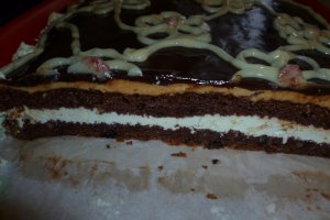 Tort cu crema de lamaie si caramel