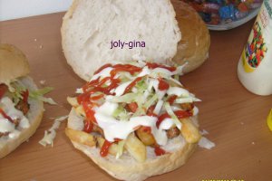 Hamburger din carne de curcan