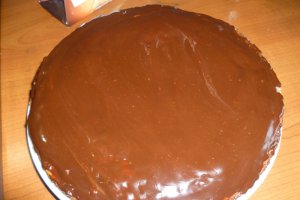 Negresa cu nuttela si alune de padure