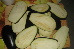 Rulouri de vinete ( involtini di melanze )