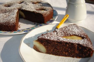 Tarta cu ciocolata si pere